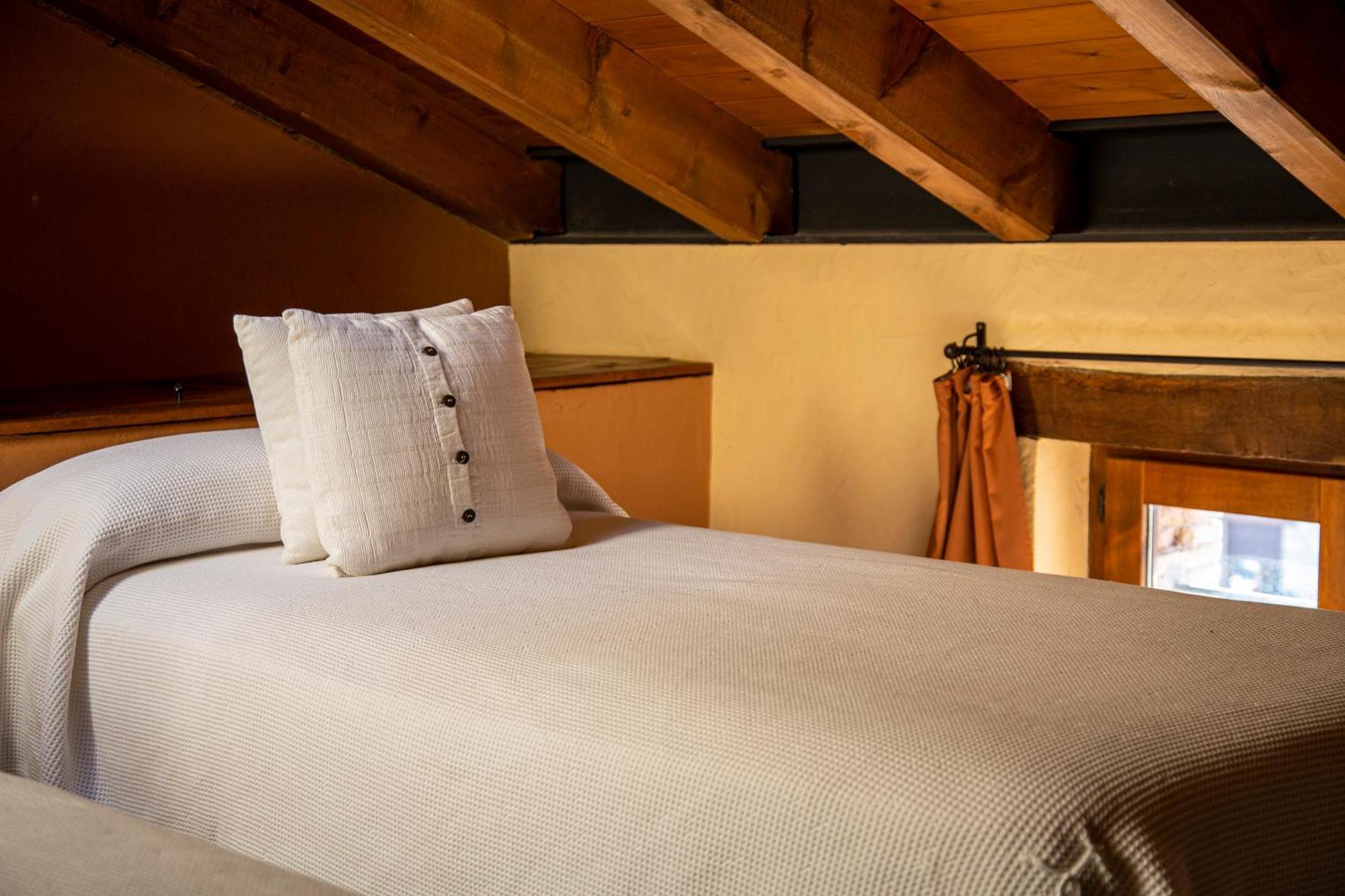 Ca L'Estamenya Guest House Perafita Luaran gambar